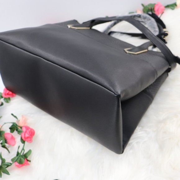 💎✨NEW✨💎 Crossbody Satchel - Picture 9 of 16